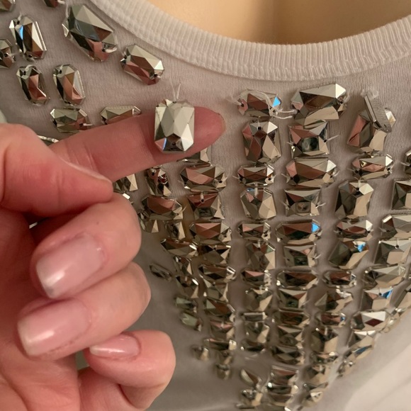 Top - Picture 2 of 4